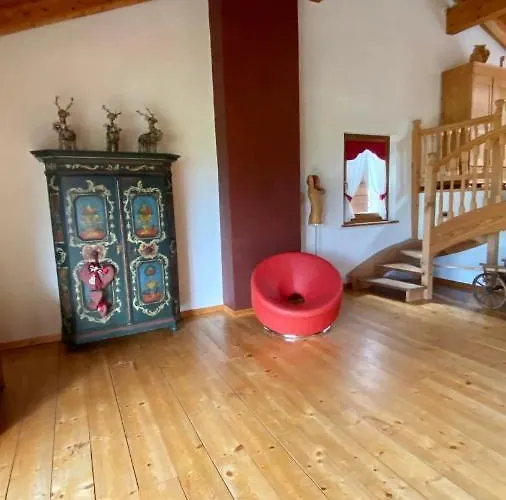 La Tana Del Grillo Bed & Breakfast 3*