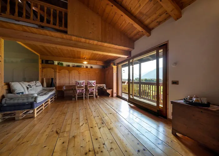 La Tana Del Grillo Bed & Breakfast 3*
