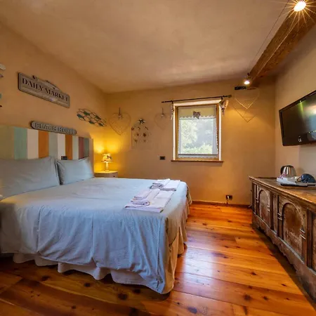 La Tana Del Grillo Bed & Breakfast Feltre